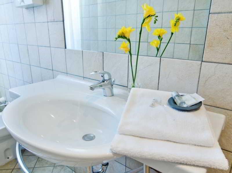 Antico Albergo Madonna Legnano Eksteriør billede